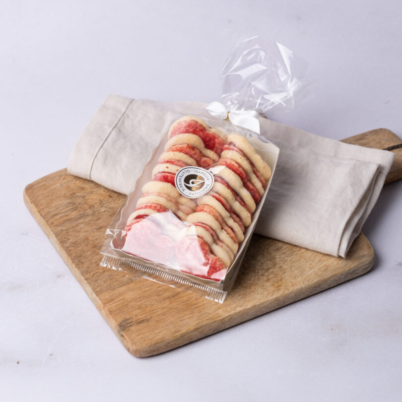 glutenfreie Himbeer Herzen, glutenfreies veganes Gebäck, Isabella Glutenfreie Patisserie