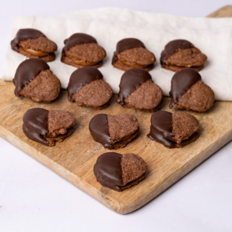 glutenfreie-nougat-herzen-isabella-glutenfreie-patisserie