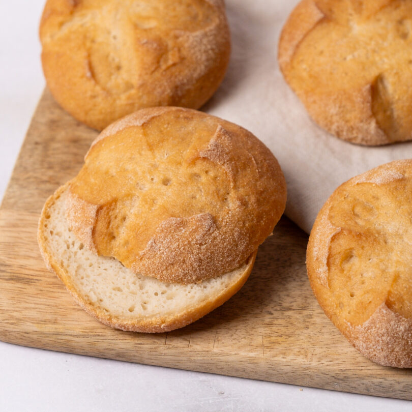 vier glutenfreie Bio Blondies, glutenfreie vegane helle Brötchen, Isabella Glutenfreie Patisserie